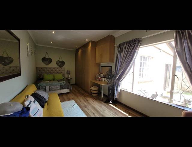 4 BEDROOM HOUSE FOR SALE IN RANDHART